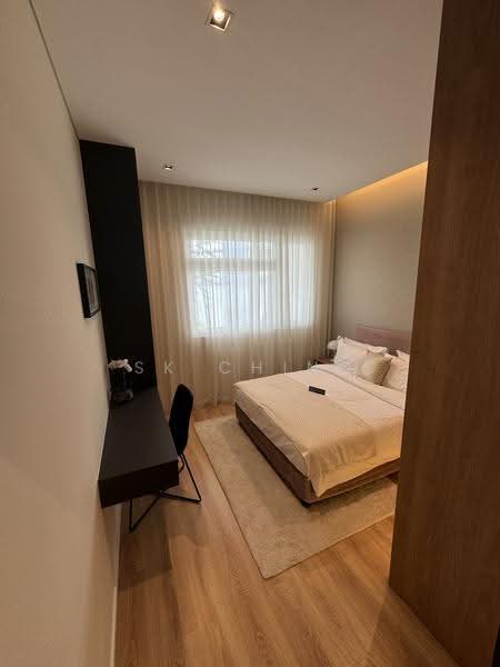 Kediaman Servis untuk Dijual di Maxim D'Parc - SK Ching - Bedroom - PropertyGuru.com.my