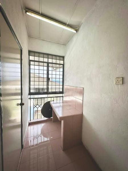 Condominium for Sale at D' Tinggian Suasana - Muhammad Shahrul Ridhwan Mehamad Nasir - Balcony - PropertyGuru.com.my