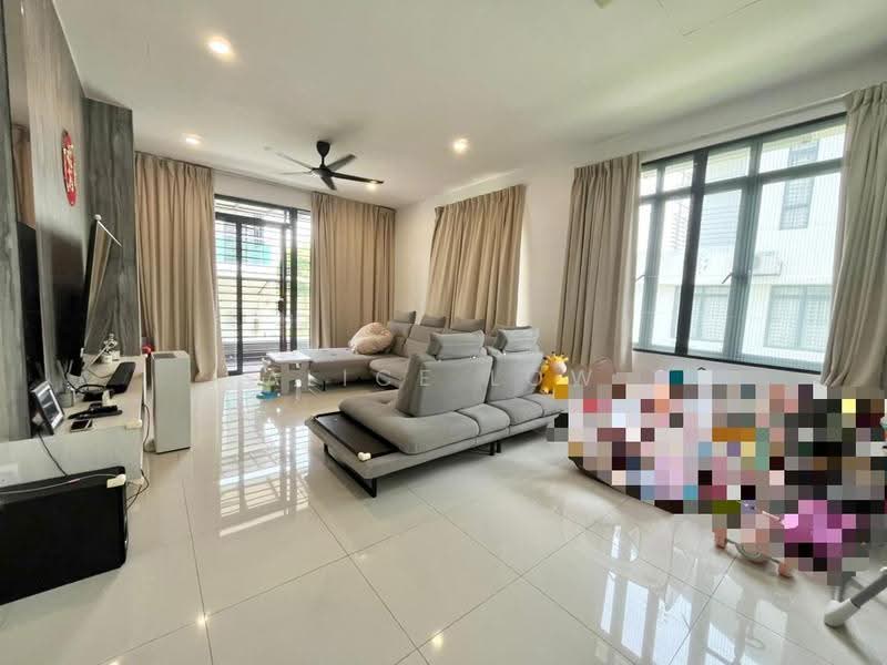 Rumah Teres 2-Tingkat untuk Dijual di Rawang (Selangor) - Alice Low - Living Room - PropertyGuru.com.my