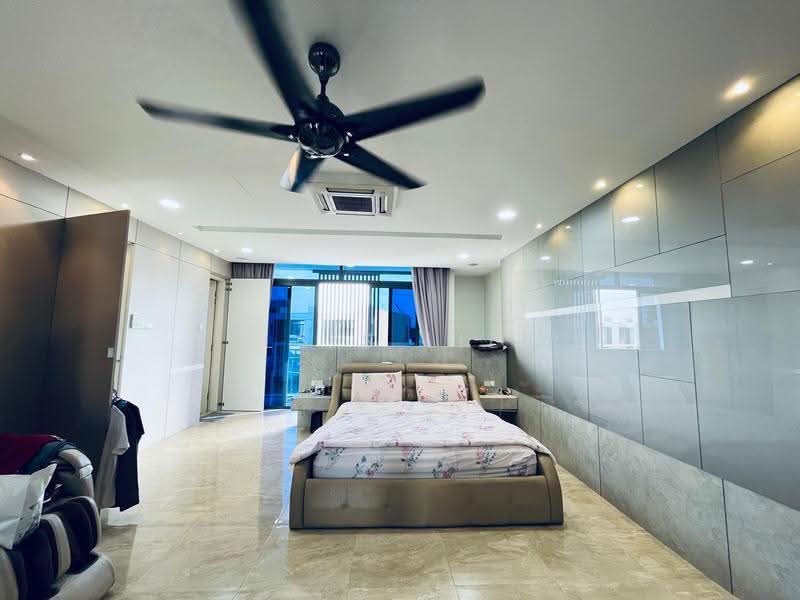 Terraced House for Sale in Lake Fields (Sungai Besi) - Elsis Liew - PropertyGuru.com.my