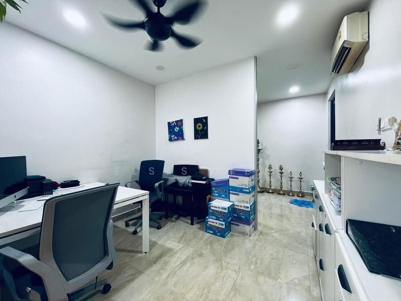 Terraced House for Sale in Lake Fields (Sungai Besi) - Elsis Liew - PropertyGuru.com.my