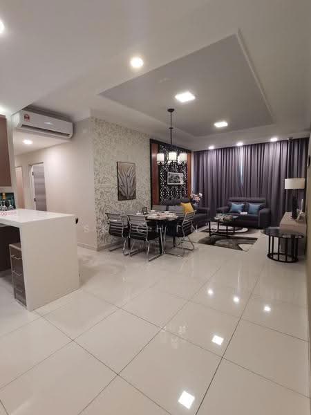 Kediaman Servis untuk Dijual di Maxim D'Parc - SK Ching - Living Room - PropertyGuru.com.my