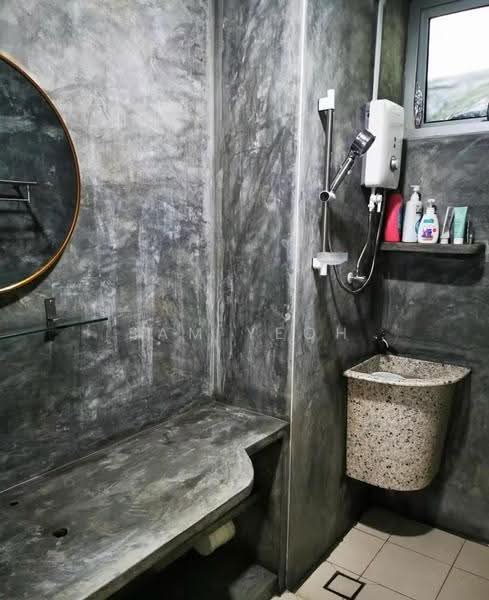 Condominium for Rent at Surin Condominium - Sam Yeoh - Bathroom - PropertyGuru.com.my