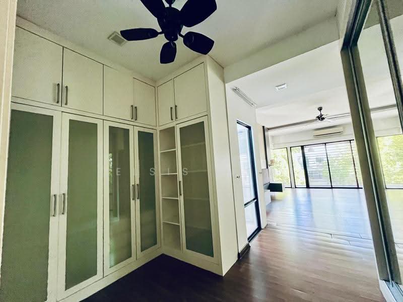 Rumah Teres 3-Tingkat untuk Dijual di Lake Fields (Sungai Besi) - Elsis Liew - PropertyGuru.com.my
