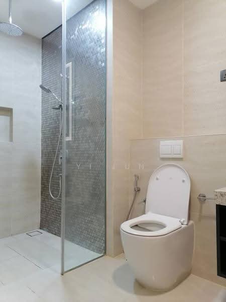 Service Residence for Rent at Star Residences One - Yi Jun - Bathroom - PropertyGuru.com.my
