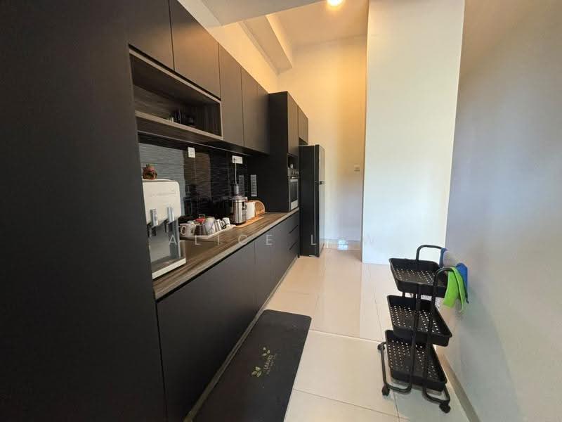 Rumah Teres 2-Tingkat untuk Dijual di Rawang (Selangor) - Alice Low - Kitchen - PropertyGuru.com.my