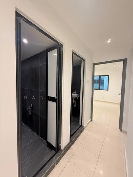 Flat for Sale at Taman Plentong Utama - Daniel Yong - Corridor - PropertyGuru.com.my