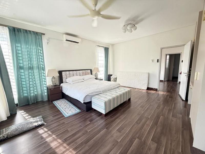 Rumah Teres 2-Tingkat untuk Dijual di Nilai (Negeri Sembilan) - Rudy Hartanto - Master Bedroom - PropertyGuru.com.my
