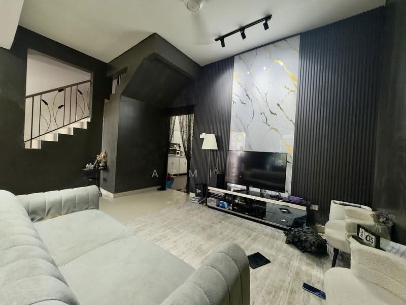 2-storey Terraced House for Sale in Cheras (Selangor) - Azmi . - Living Room - PropertyGuru.com.my