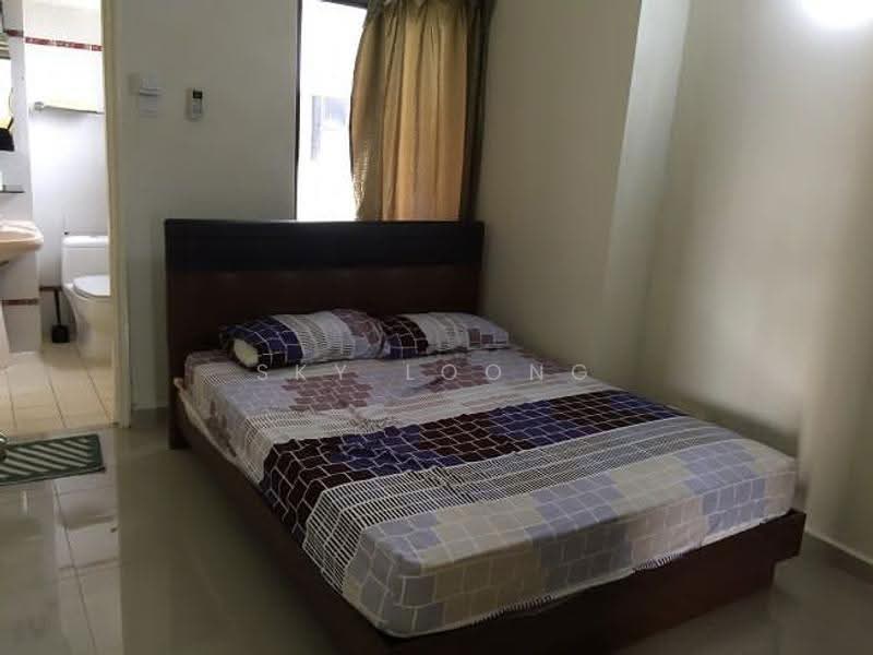 Kondominium untuk Dijual di Ehsan Ria - Sky Loong - Bedroom - PropertyGuru.com.my