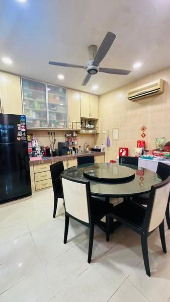 Semi-Detached House for Sale in Cheras (Selangor) - Nick Yap - Kitchen - PropertyGuru.com.my