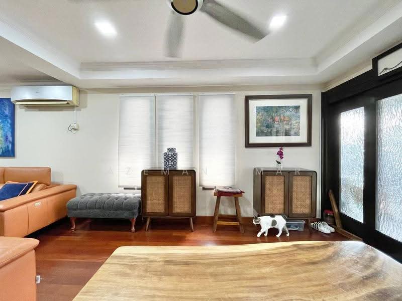 Rumah Teres 1.5-Tingkat untuk Dijual di Usj 2 (Subang Jaya) - Hazeman Omar - Living Room - PropertyGuru.com.my