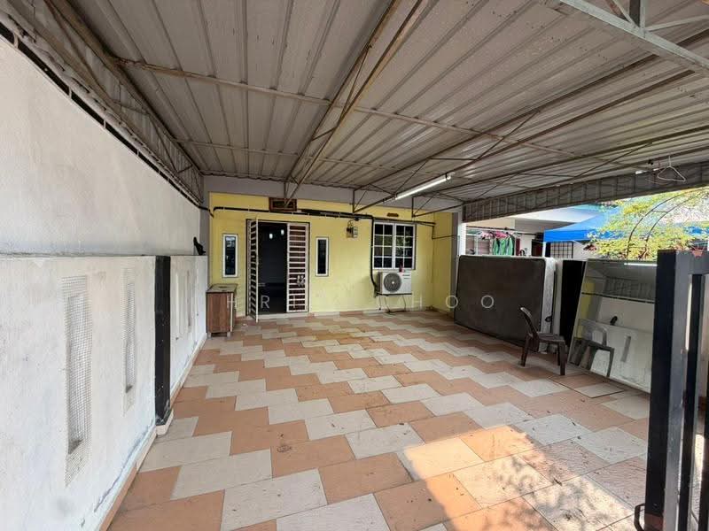 Rumah Teres 2-Tingkat untuk Disewa di Semenyih (Selangor) - Chris Choo - Exterior - PropertyGuru.com.my