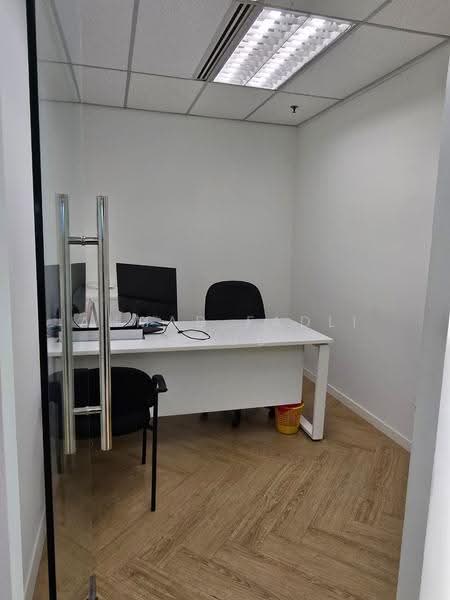 Office for Rent in SS 21, Damansara Utama (Petaling Jaya) - Ahmad Fadli Ayub - Study - PropertyGuru.com.my