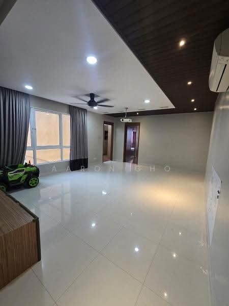 Condominium for Sale at Central Park condominium - Aaron Gho - Living Room - PropertyGuru.com.my