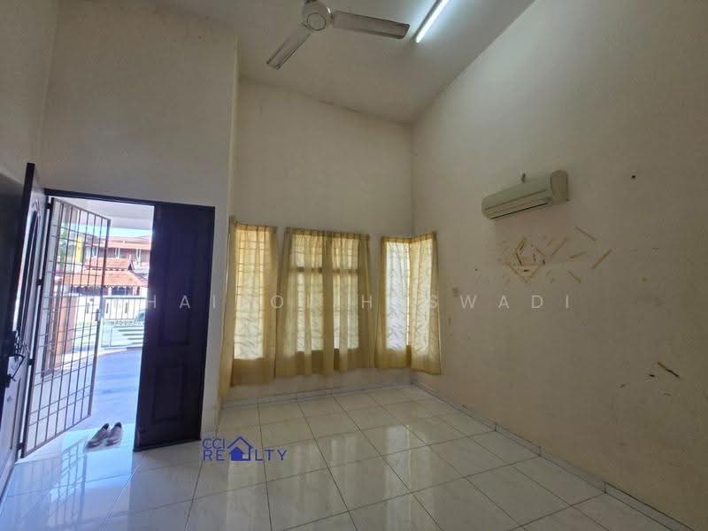Bungalow House for Sale in Guar Chempedak (Kedah) - Khairol Haswadi - Entrance - PropertyGuru.com.my