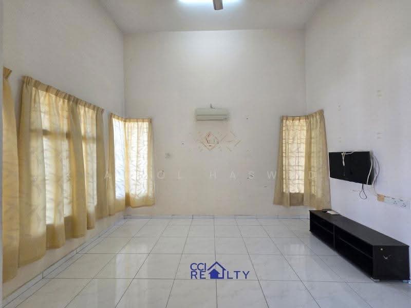 Bungalow House for Sale in Guar Chempedak (Kedah) - Khairol Haswadi - Living Room - PropertyGuru.com.my