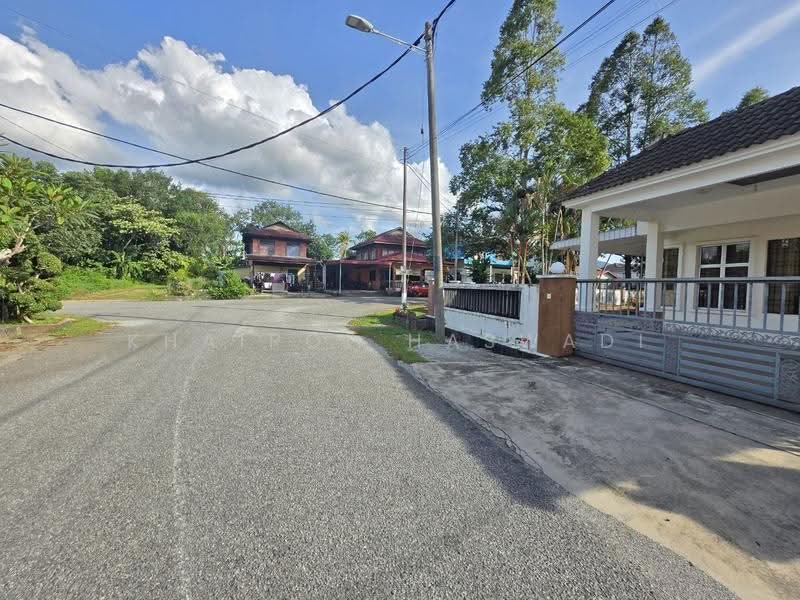 Bungalow House for Sale in Guar Chempedak (Kedah) - Khairol Haswadi - Exterior - PropertyGuru.com.my
