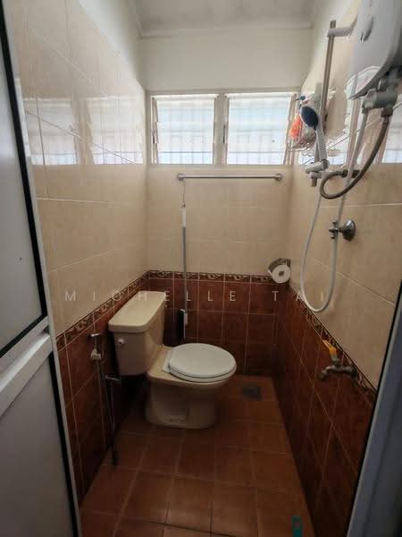 Rumah Teres 1-Tingkat untuk Dijual di SS 3, Taman Universiti (Petaling Jaya) - Michelle Tai - Bathroom - PropertyGuru.com.my