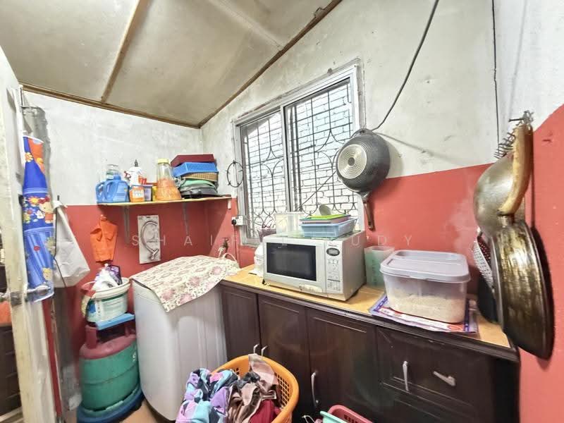 Rumah Teres 1-Tingkat untuk Dijual di Bandar Baru Sungai Buloh (Sungai Buloh) - Shaiful Rudy - Kitchen - PropertyGuru.com.my