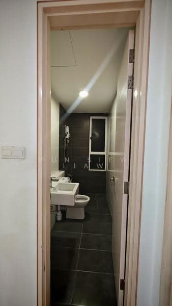 Kondominium untuk Disewa di SkyVue Residence @ Kobusak - Mun Siew Liaw - Bathroom - PropertyGuru.com.my