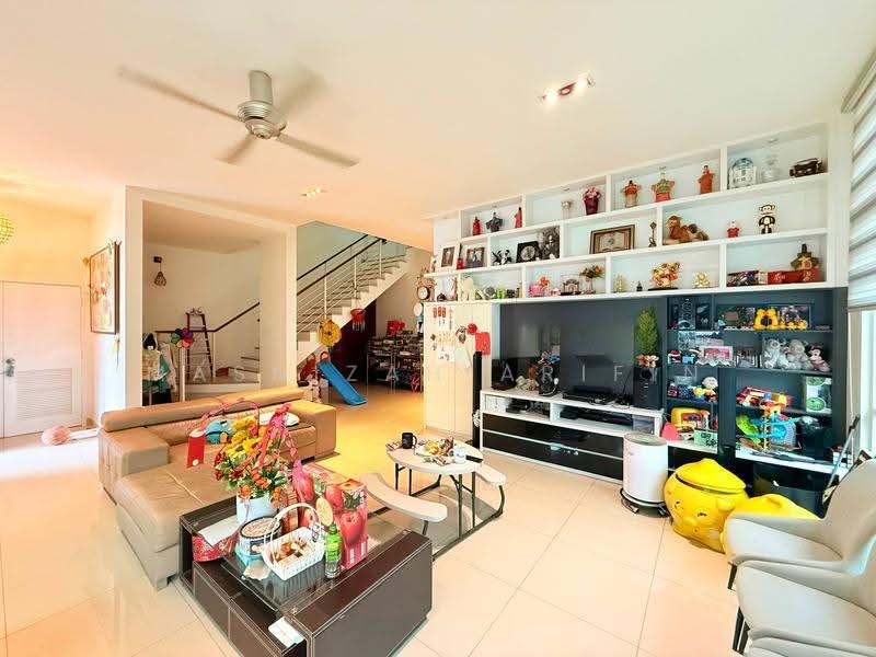 Rumah Berkembar untuk Dijual di Cyberjaya (Selangor) - Masnizah Arifin - Living Room - PropertyGuru.com.my