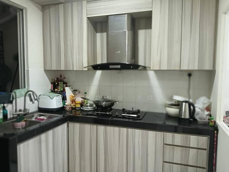 Kondominium untuk Dijual di Scott Towers @ Larkin JB - Ee Fong Toh - Kitchen - PropertyGuru.com.my