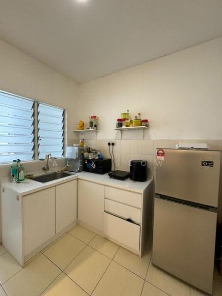Condominium for Rent at Platinum Lake PV 12 - Alex Seow - Kitchen - PropertyGuru.com.my