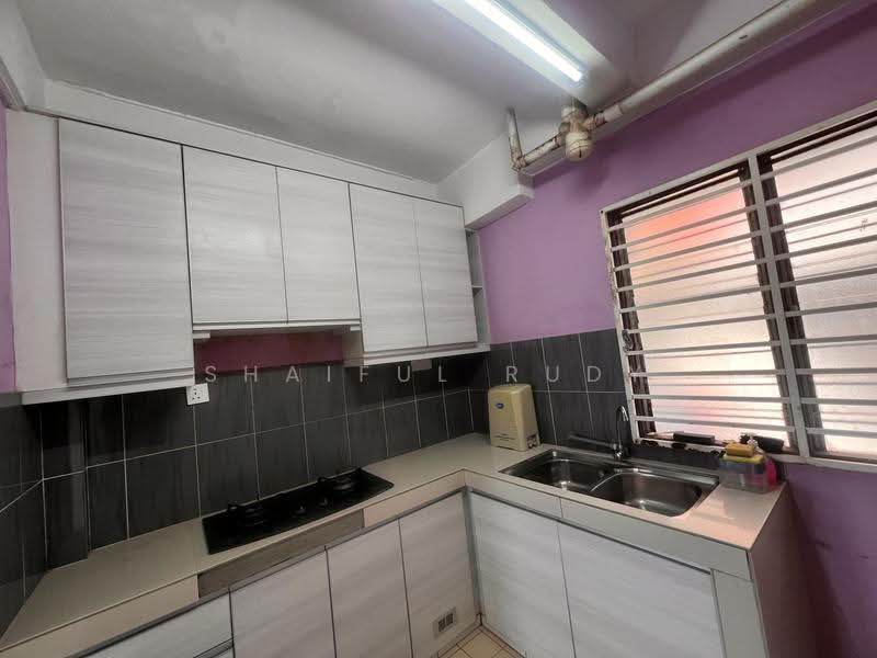 Flat for Sale at Taman Perkasa - Shaiful Rudy - Kitchen - PropertyGuru.com.my