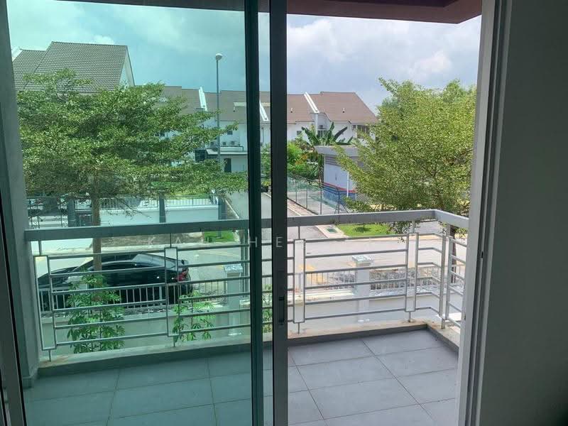 2-storey Terraced House for Rent in Seremban (Negeri Sembilan) - Kah Hee Lim - Balcony - PropertyGuru.com.my