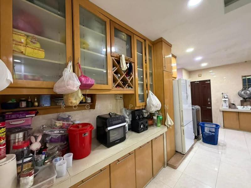 Rumah Berkembar untuk Dijual di Klang (Selangor) - Roger Phang - Kitchen - PropertyGuru.com.my