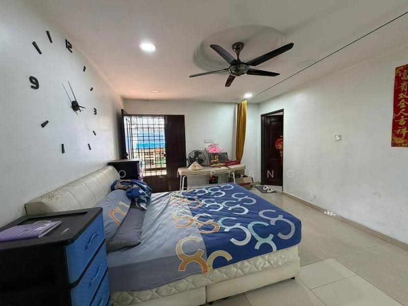 Rumah Berkembar untuk Dijual di Klang (Selangor) - Roger Phang - Bedroom - PropertyGuru.com.my