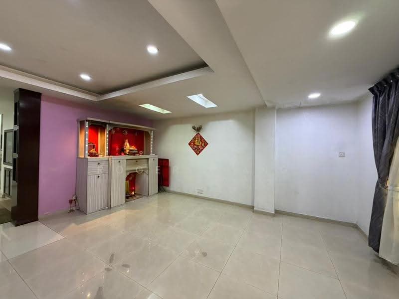 Rumah Berkembar untuk Dijual di Klang (Selangor) - Roger Phang - Living Room - PropertyGuru.com.my