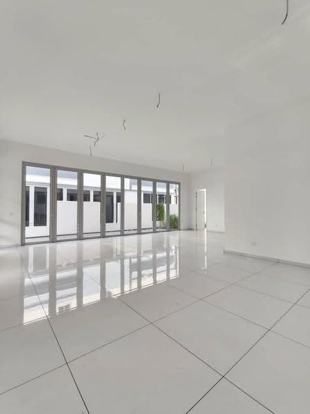 Semi-Detached House for Sale in Taman Ekoflora (Johor Bahru) - Elynn Lam - Living Room - PropertyGuru.com.my