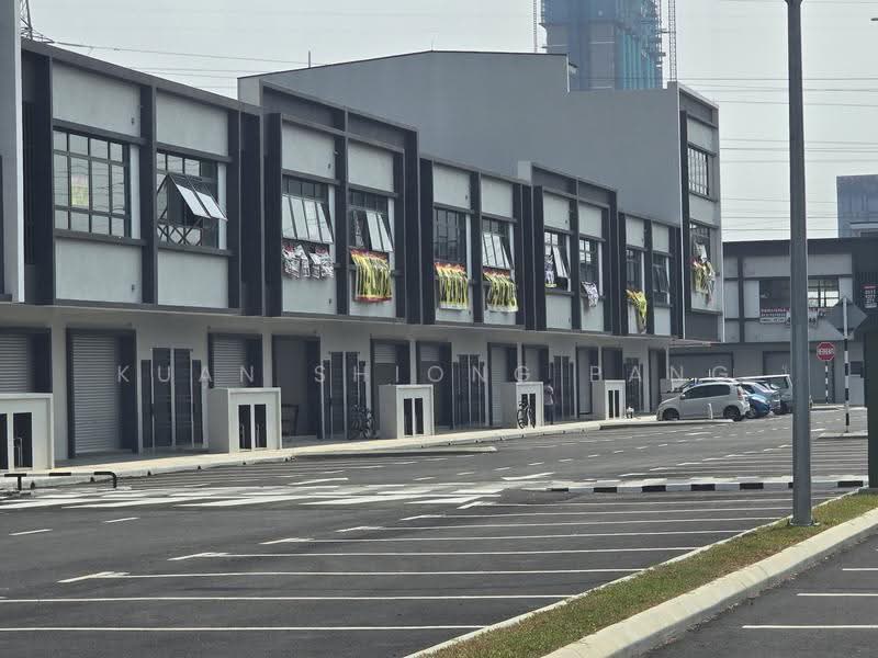 Shop / Office untuk Disewa di Bandar Tropicana Aman (Telok Panglima Garang) - Kuan Shiong Pang - Exterior - PropertyGuru.com.my