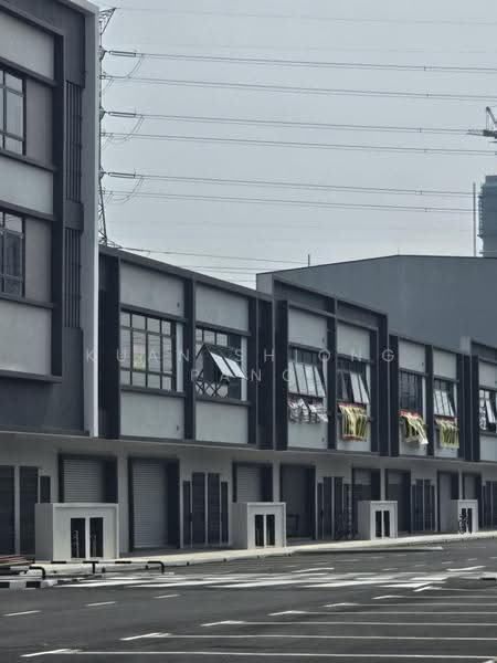 Shop / Office untuk Disewa di Bandar Tropicana Aman (Telok Panglima Garang) - Kuan Shiong Pang - Exterior - PropertyGuru.com.my