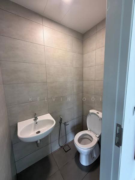 Kedai untuk Dijual di Tanjung Tokong (Penang) - Kelvin Ooi - Bathroom - PropertyGuru.com.my