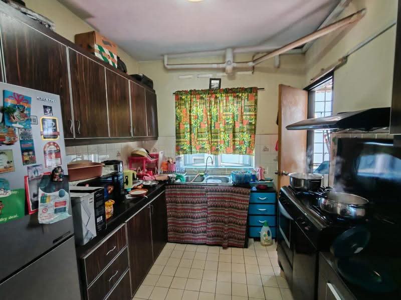 Apartment for Sale at Subang Perdana Goodyear Court 3 - James Loh - Kitchen - PropertyGuru.com.my