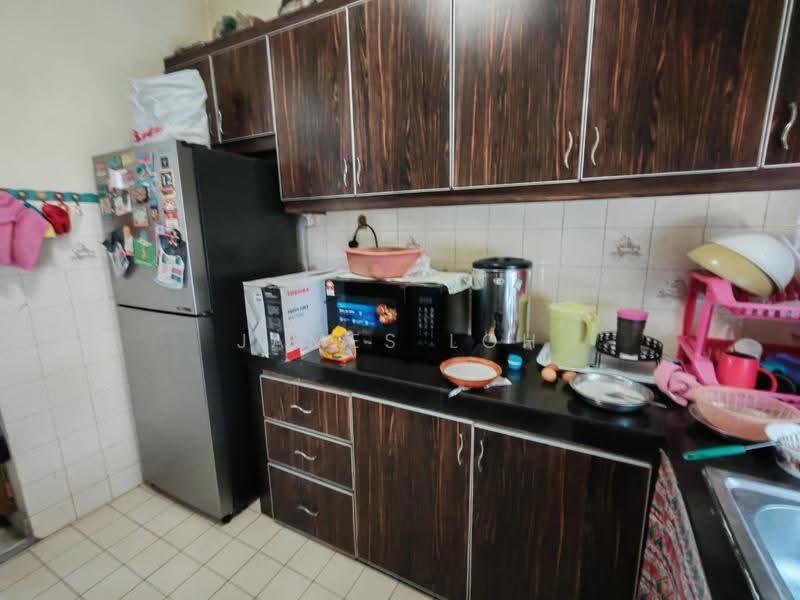 Apartment for Sale at Subang Perdana Goodyear Court 3 - James Loh - Kitchen - PropertyGuru.com.my