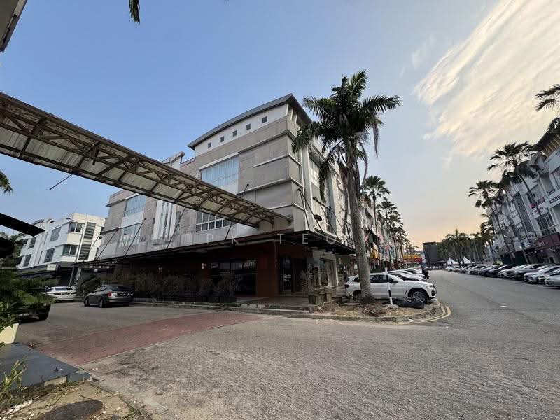 Shop / Office for Sale in Taman Sutera Utama (Skudai) - PK Teo - Exterior - PropertyGuru.com.my
