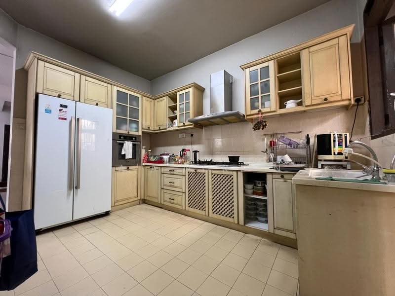 2-storey Terraced House for Sale in Seksyen 5 (Kota Damansara) - Sa'a Nordin - Kitchen - PropertyGuru.com.my
