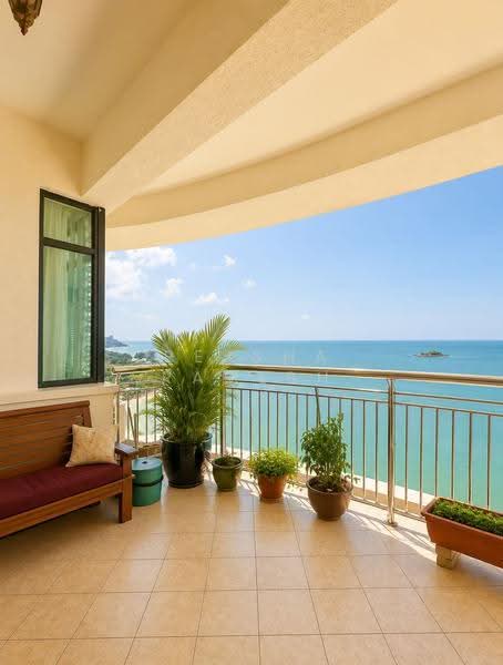 Kondominium untuk Dijual di Sri Golden Bay Condominium - Ressha Ramesh - Balcony - PropertyGuru.com.my