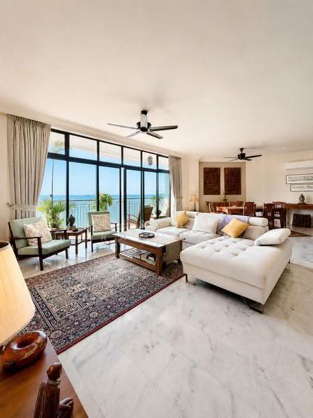 Kondominium untuk Dijual di Sri Golden Bay Condominium - Ressha Ramesh - Living Room - PropertyGuru.com.my