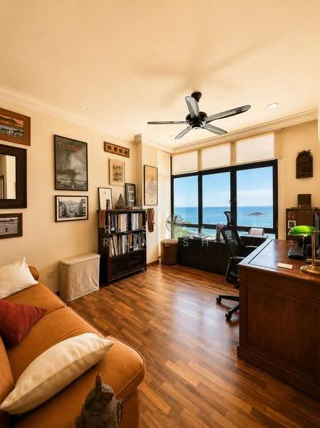 Kondominium untuk Dijual di Sri Golden Bay Condominium - Ressha Ramesh - Study - PropertyGuru.com.my