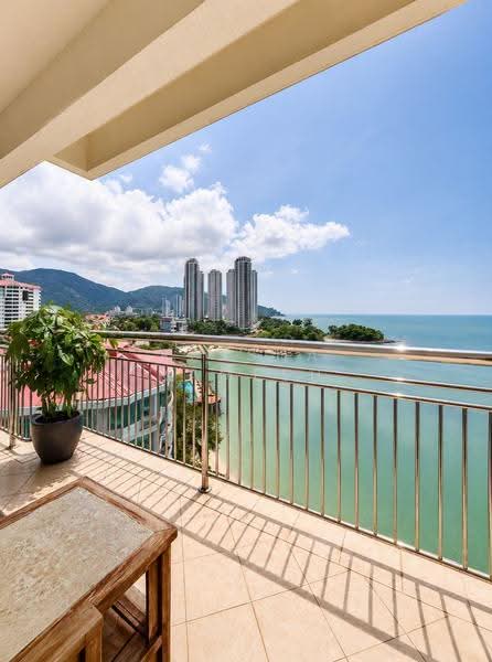 Kondominium untuk Dijual di Sri Golden Bay Condominium - Ressha Ramesh - Balcony - PropertyGuru.com.my