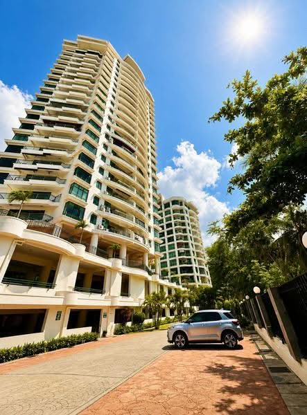 Kondominium untuk Dijual di Sri Golden Bay Condominium - Ressha Ramesh - Exterior - PropertyGuru.com.my