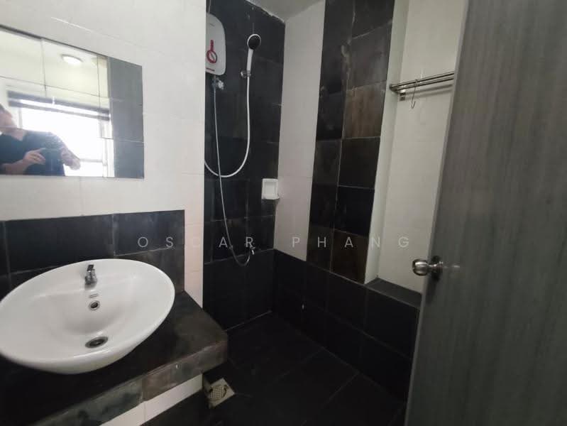 Service Residence for Rent at Ritze Perdana 1 - Oscar Phang - Bathroom - PropertyGuru.com.my