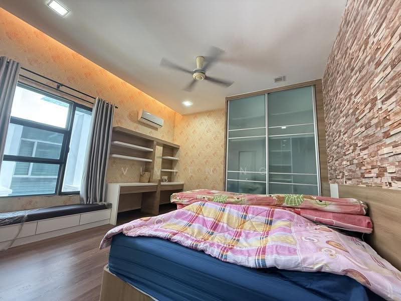 Bungalow House for Sale in Taman Kledang Permai (Menglembu) - Vivien Ng - Bedroom - PropertyGuru.com.my