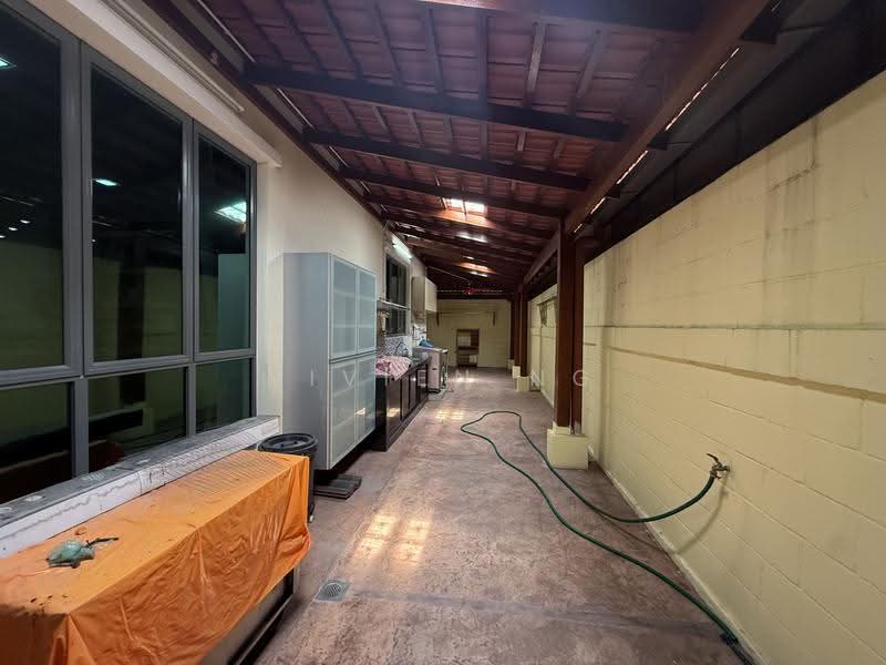 Bungalow House for Sale in Taman Kledang Permai (Menglembu) - Vivien Ng - Corridor - PropertyGuru.com.my