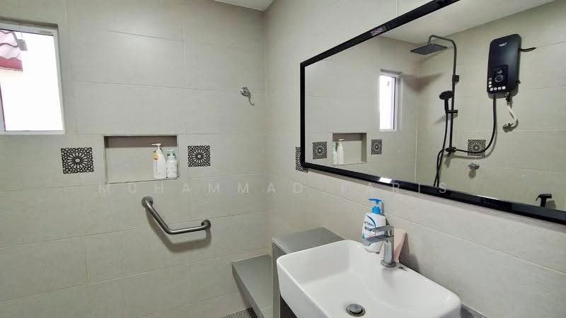 Rumah Teres 2-Tingkat untuk Dijual di Setiawangsa (Kuala Lumpur) - Muhammad Faris - Bathroom - PropertyGuru.com.my